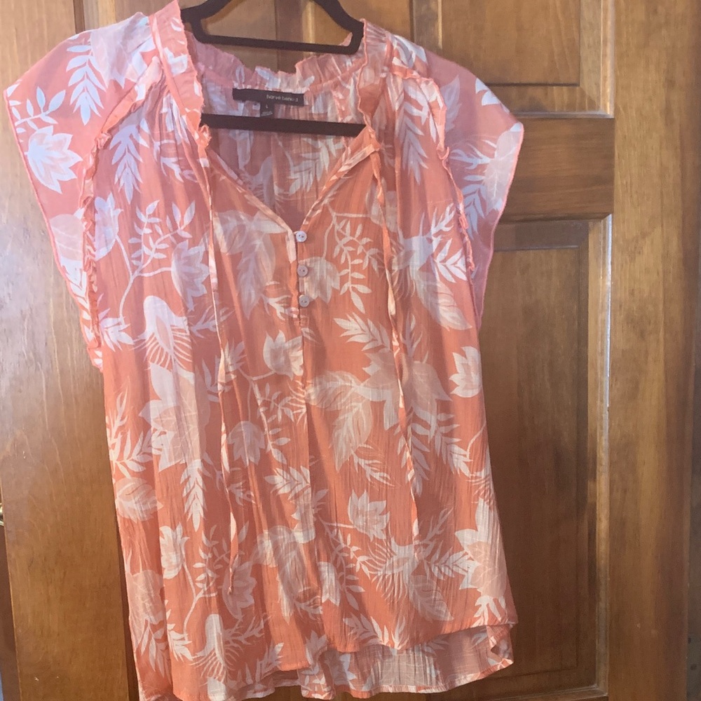 Harve Benard Coral and White Floral Blouse
